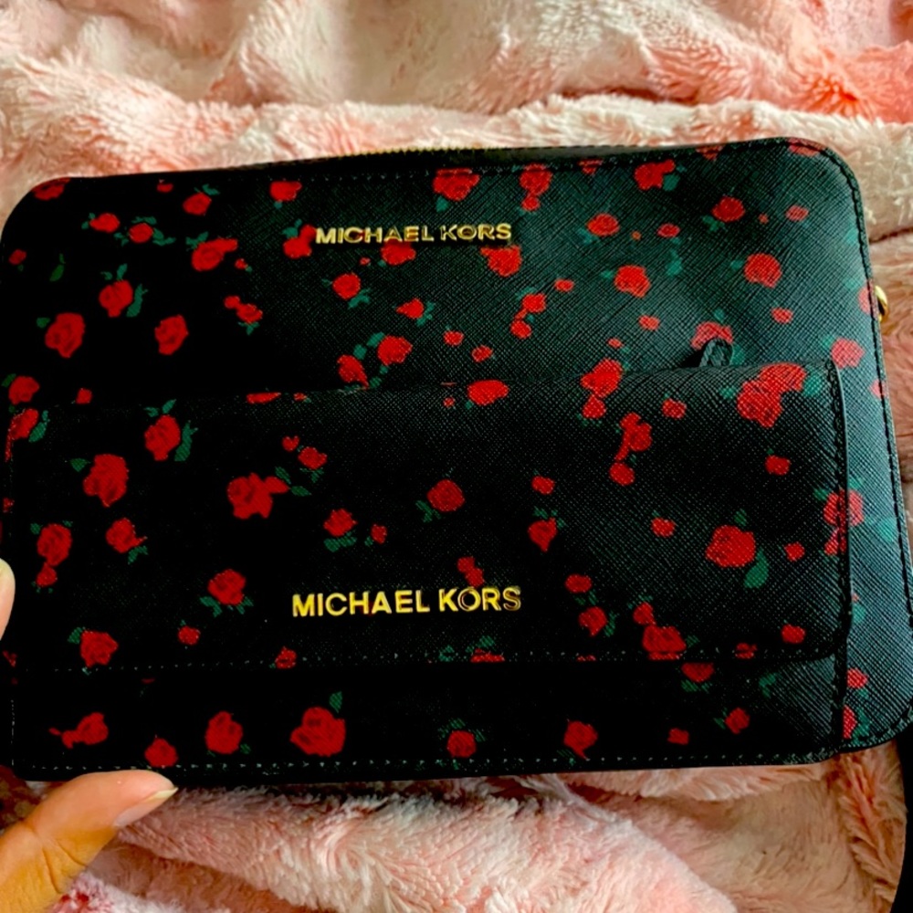 Michael Kors wallet and purse